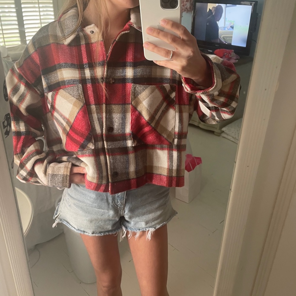 Zara Plaid Cropped Overshirt